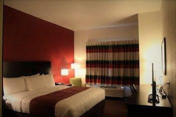 Inn At Hunters Run Watford City Екстериор снимка